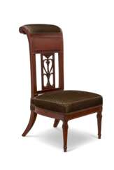 A LATE LOUIS XVI MAHOGANY CHAUFFEUSE