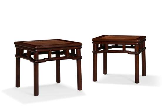 A PAIR OF CHINESE TIELIMU STOOLS - photo 1