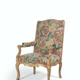 FAUTEUIL A CHASSIS D`EPOQUE REGENCE - фото 1