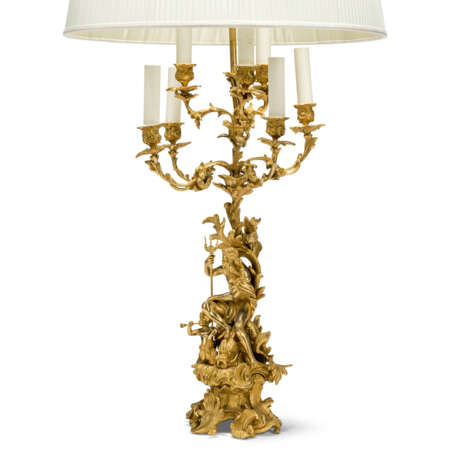 A PAIR OF FRENCH ORMOLU FIGURAL SEVEN-LIGHT CANDELABRA - фото 2