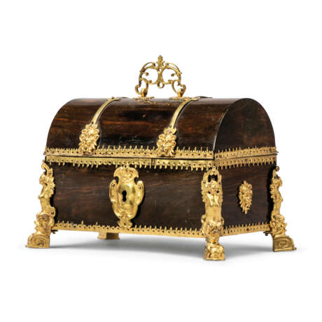 A CONTINENTAL ORMOLU-MOUNTED ROSEWOOD CASKET - photo 1