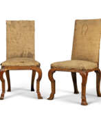 Thomas Roberts (act. 1685-1714). A PAIR OF QUEEN ANNE WALNUT AND MARQUETRY SIDE CHAIRS