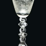 A DUTCH LARGE GLASS WINE-GOBLET - Foto 2
