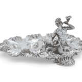 A WILLIAM IV SILVER INKSTAND - photo 1