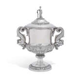 AN INDIAN COLONIAL SILVER CUP AND COVER - Foto 1