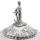 AN INDIAN COLONIAL SILVER CUP AND COVER - Foto 2