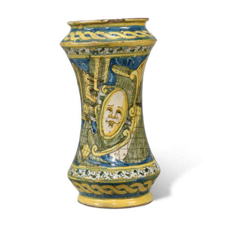 A SICILIAN MAIOLICA ALBARELLO - photo 2