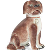 A CHINESE EXPORT PORCELAIN SEPIA PUG DOG - фото 2