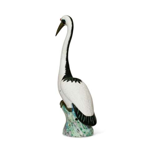 A CHINESE EXPORT PORCELAIN MODEL OF A CRANE - Foto 3