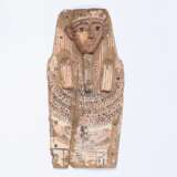 Oberteil eines ägyptischen Sarkophagdeckels. - photo 1