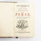 "Memoires secrets pour servir a L'histoire de Perse" und zweiter Titel - фото 1