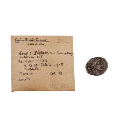 Antike / Illyrien - 1 Denar 48 / 47 v. Chr., Gaius Julius Caesar, - фото 1