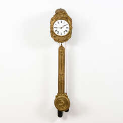 Comtoise-Uhr mit Prunkpendel