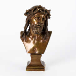 MARIOTON, Eugène (1854 Paris - 1933 Paris). Bronzebüste von Jesus Christus.