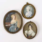 3 Miniaturen: Damenporträts - Foto 1