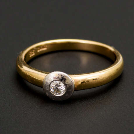 2-farbiger Ring mit Brillant - photo 1