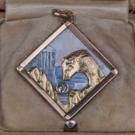 Медальон с изображение белого медведя в оригинальном футляре - фото 2