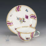 Barocke Tasse mit Blumenmalerei. Meissen. - фото 1