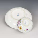 Barocke Tasse mit Blumenmalerei. Meissen. - photo 2