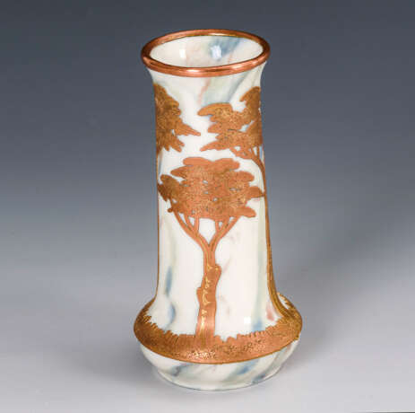 Kleine Jugendstil-Vase mit Kupferauflage - Foto 1