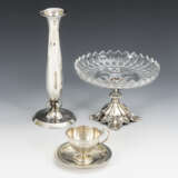 Silberne Vase, Tafelschale und Tasse mit Untertasse - Foto 1