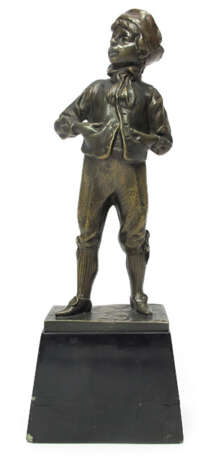 JUNGE MIT MÜTZE, BRONZE - Foto 1