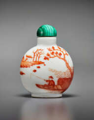 AN IRON-RED-DECORATED PORCELAIN SNUFF BOTTLE