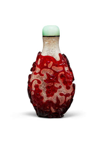 A RED-OVERLAY `SNOWSTORM` GLASS SNUFF BOTTLE - Foto 1