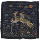 AN EMBROIDERED BLUE SILK RANK BADGE OF A GOLDEN PHEASANT, BUZI - photo 1