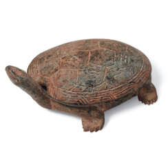 A STEATITE TORTOISE-FORM INKSTONE AND COVER