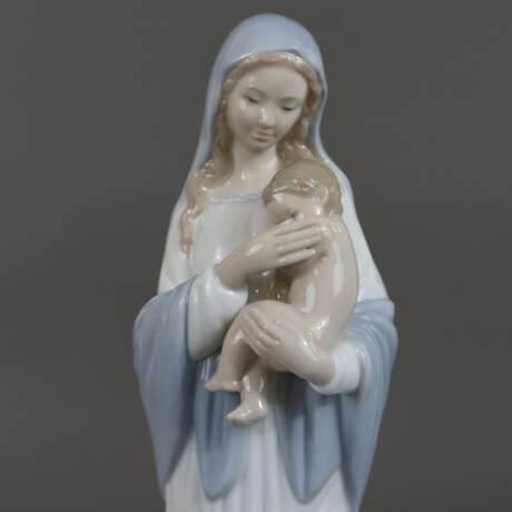 Porzellanfigur "Madonna der Blumen" - photo 4