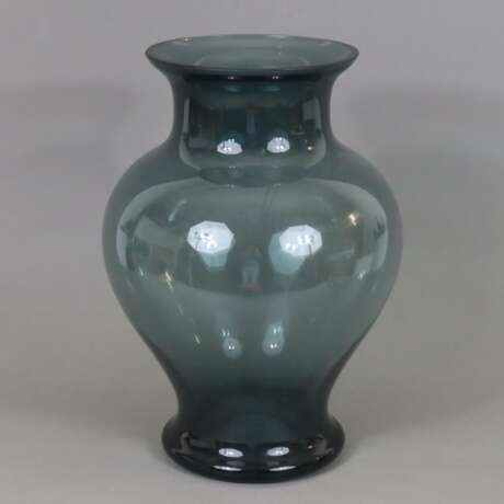 Vintage Vase - photo 1