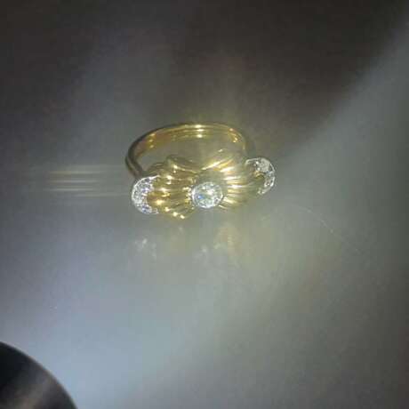 Goldring mit Diamanten - фото 2