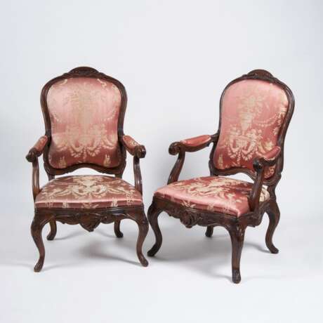 Paar barocker Armlehnstühle - фото 2