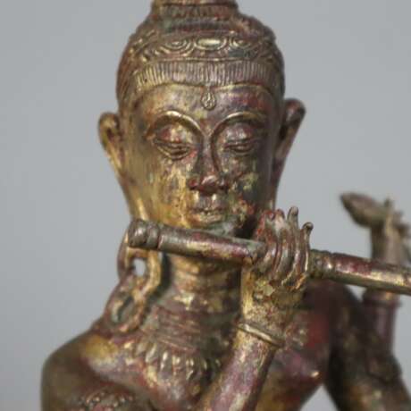 Krishnaitische Figur mit Flöte - Foto 4