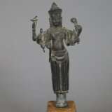 Bronzefigur einer Khmer-Gottheit - фото 2