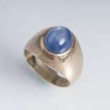 Gold-Bandring mit Sternsaphir-Cabochon - Foto 1