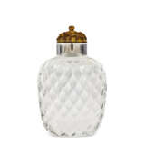 A ROCK CRYSTAL 'BASKETWEAVE' SNUFF BOTTLE - photo 1