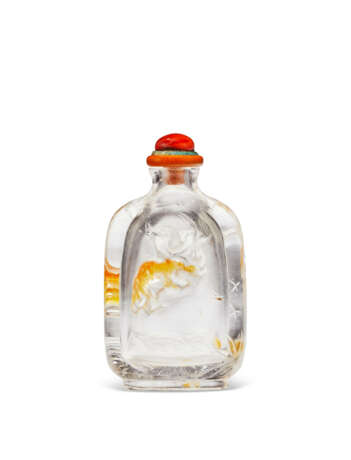 A CARVED CAMEO ROCK CRYSTAL SNUFF BOTTLE - photo 2