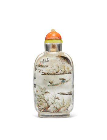AN INSIDE-PAINTED GLASS SNUFF BOTTLE - photo 1