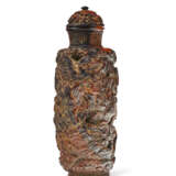 A LARGE CARVED BURLWOOD SNUFF BOTTLE - photo 3