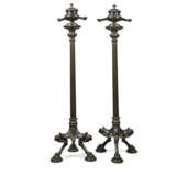 A PAIR OF WILLIAM IV BRONZE COLZA OIL TORCHERES - Foto 1
