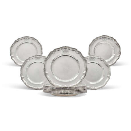 TWELVE ROYAL GEORGE III SILVER DINNER PLATES, FROM THE DUKE OF CUMBERLAND'S SERVICE - фото 1