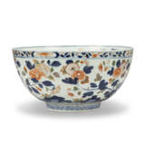 A JAPANESE IMARI LARGE BOWL - photo 2