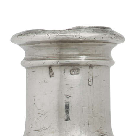A PAIR OF SPANISH SILVER ALTAR-CANDLESTICKS - фото 3