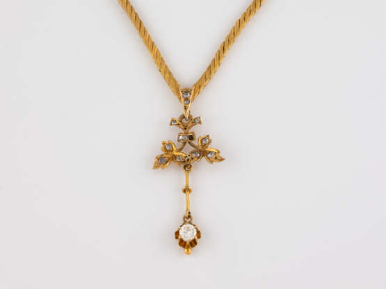 DIAMANT-COLLIER 'THEODOR WANKEL' - photo 1