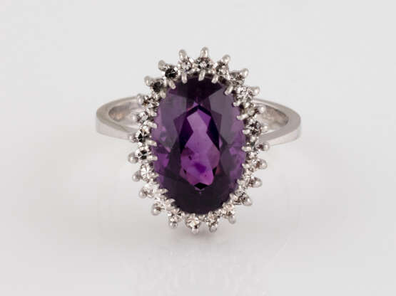 AMETHYST-RING MIT DIAMANTBESATZ - Foto 1