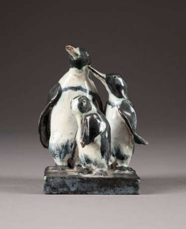 KLEINE FIGURENGRUPPE 'PINGUINE' - photo 1