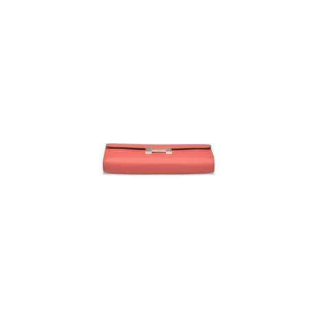 A FLAMINGO EPSOM LEATHER CONSTANCE WALLET WITH PALLADIUM HARDWARE - фото 4