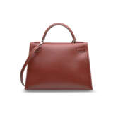A BRIQUE CALF BOX LEATHER SELLIER KELLY 32 WITH PALLADIUM HARDWARE - фото 3